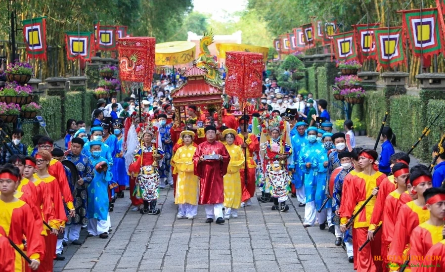 đi lễ Đền Chùa tháng ba